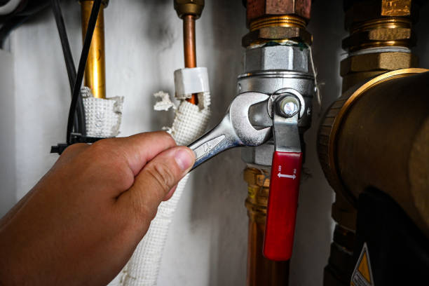 24/7 Emergency Plumbing: Keeping Your Home Safe from Water Damage #